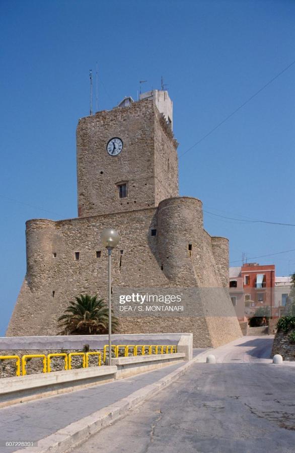 Appartement La Residenza Di Eugenio à Termoli Extérieur photo